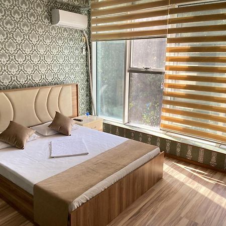 Salyut Hotel Lankaran Ngoại thất bức ảnh